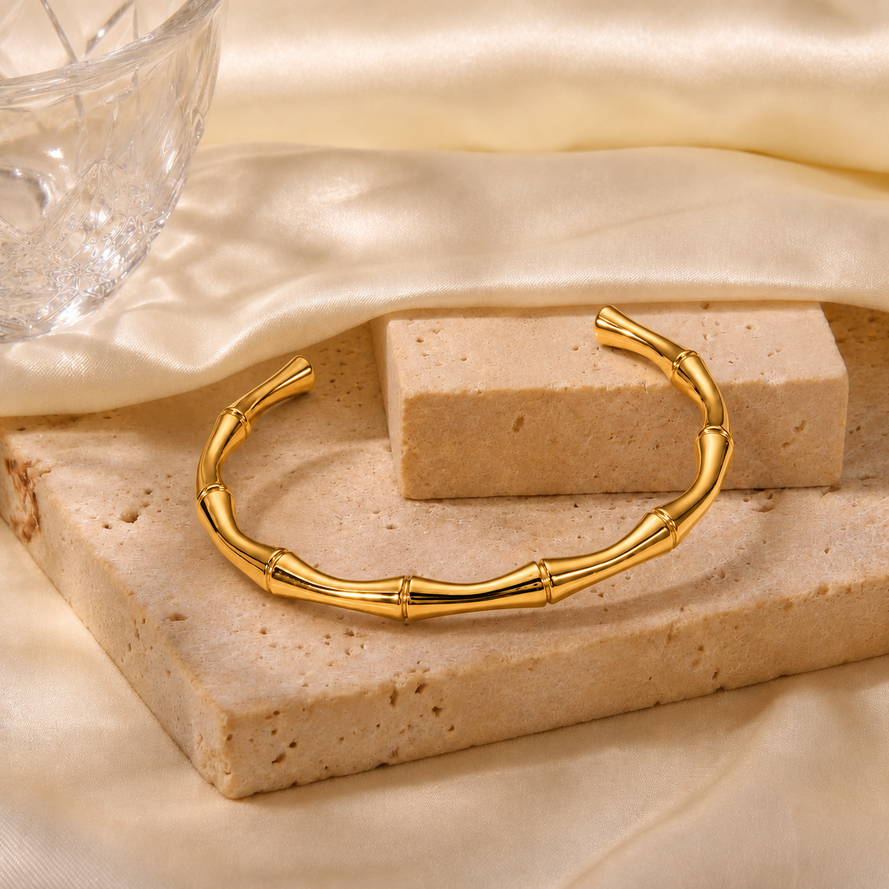 Whitehaven Cuff