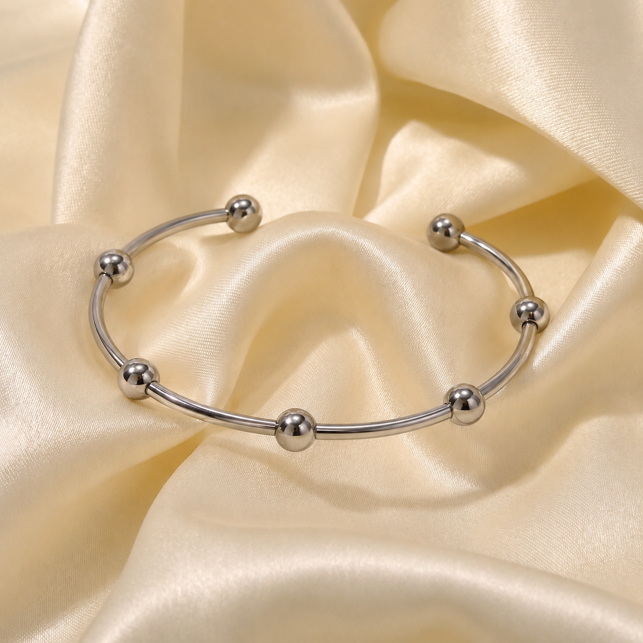Avalon Cuff (Silver)