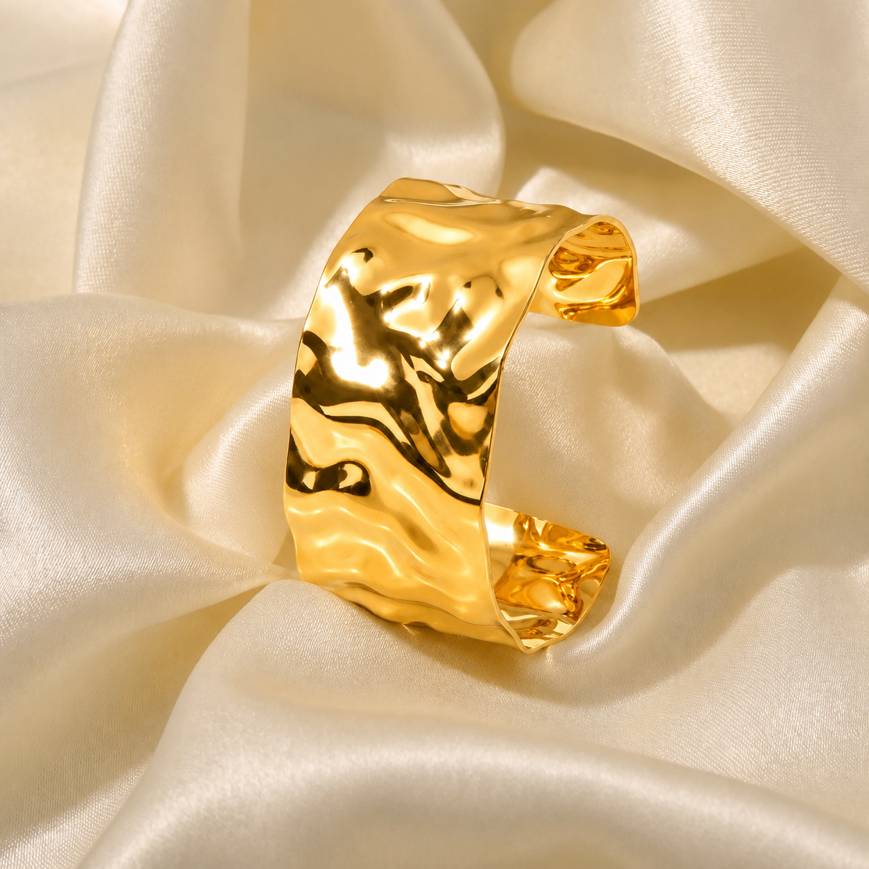 Barrenjoey Cuff (Gold)