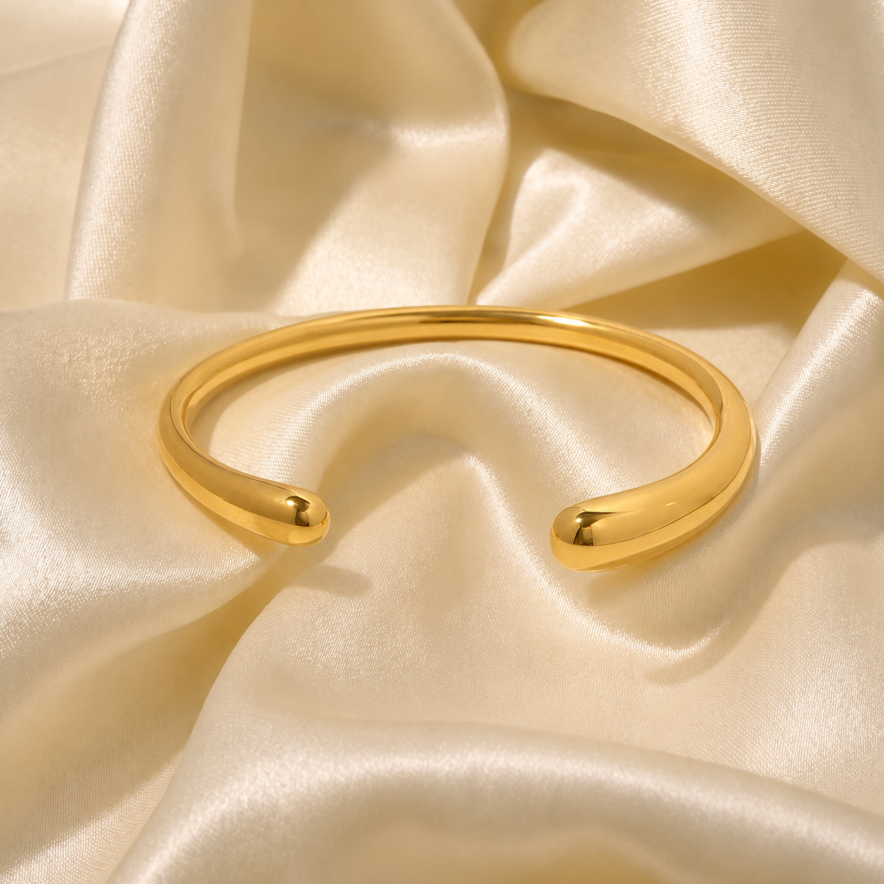 Balmoral Cuff