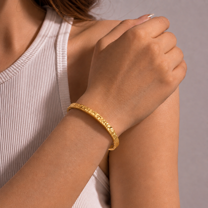 Mollymook Cuff