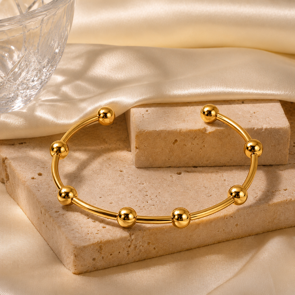 Avalon Cuff (Gold)