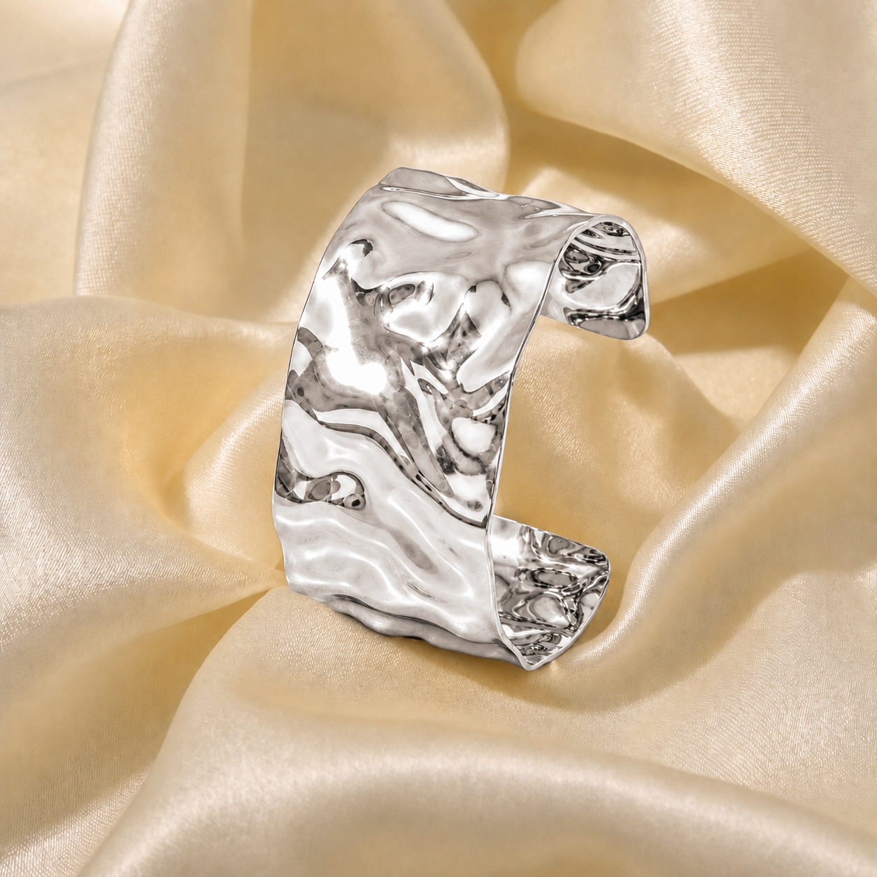 Barrenjoey Cuff (Silver)